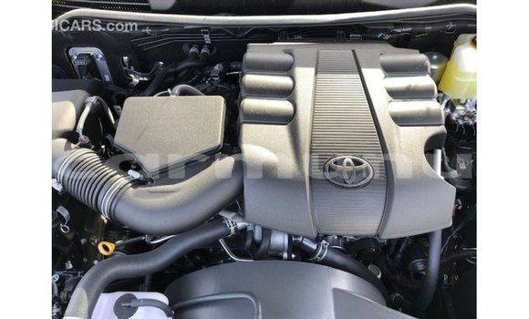 Buy Import Toyota Land Cruiser Black Car in Import - Dubai in Region of Bouenza Buy Import Toyota Land Cruiser Black Car in Import - Dubai in Region of Bouenza