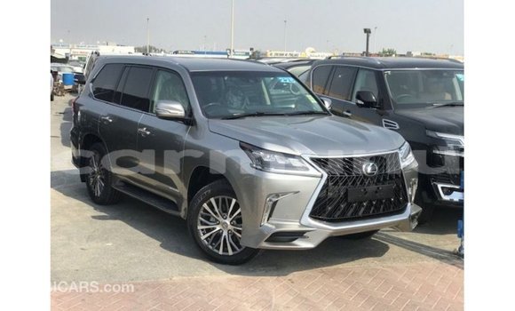 Acheter Import Voiture Lexus LX Autre à Import - Dubai, Région de la Bouenza Acheter Import Voiture Lexus LX Autre à Import - Dubai, Région de la Bouenza