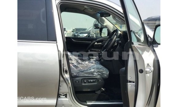 Acheter Import Voiture Lexus LX Autre à Import - Dubai, Région de la Bouenza Acheter Import Voiture Lexus LX Autre à Import - Dubai, Région de la Bouenza