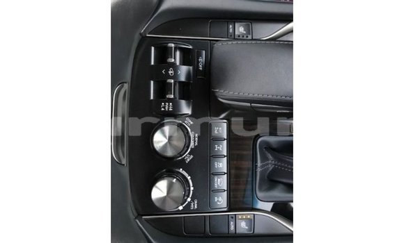 Acheter Import Voiture Lexus LX Autre à Import - Dubai, Région de la Bouenza Acheter Import Voiture Lexus LX Autre à Import - Dubai, Région de la Bouenza