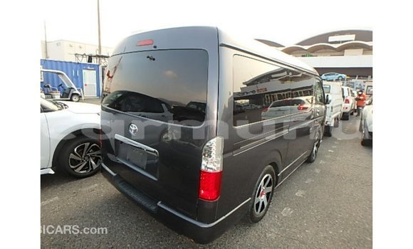Buy Import Toyota Hiace Other Car in Import - Dubai in Region of Bouenza Buy Import Toyota Hiace Other Car in Import - Dubai in Region of Bouenza