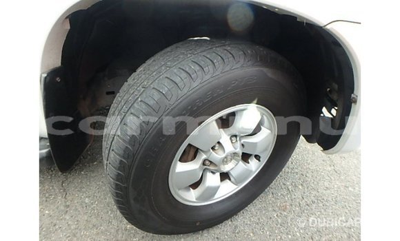 Buy Import Toyota Hilux White Car in Import - Dubai in Region of Bouenza Buy Import Toyota Hilux White Car in Import - Dubai in Region of Bouenza