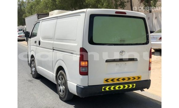 Acheter Import Voiture Toyota Hiace Blanc à Import - Dubai, Région de la Bouenza Acheter Import Voiture Toyota Hiace Blanc à Import - Dubai, Région de la Bouenza