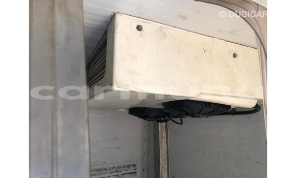 Acheter Import Voiture Toyota Hiace Blanc à Import - Dubai, Région de la Bouenza Acheter Import Voiture Toyota Hiace Blanc à Import - Dubai, Région de la Bouenza