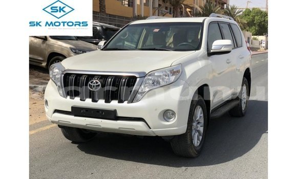 Buy Import Toyota Prado White Car in Import - Dubai in Region of Bouenza
