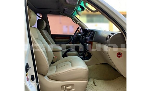 Acheter Import Voiture Lexus LX Blanc à Import - Dubai, Région de la Bouenza Acheter Import Voiture Lexus LX Blanc à Import - Dubai, Région de la Bouenza