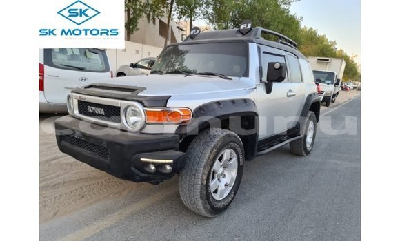 Buy Import Toyota FJ Cruiser Other Car in Import - Dubai in Region of Bouenza