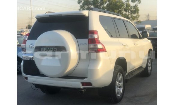 Acheter Import Voiture Toyota Prado Blanc à Import - Dubai, Région de la Bouenza Acheter Import Voiture Toyota Prado Blanc à Import - Dubai, Région de la Bouenza