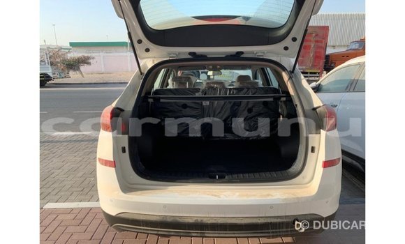 Acheter Import Voiture Hyundai Tucson Blanc à Import - Dubai, Région de la Bouenza Acheter Import Voiture Hyundai Tucson Blanc à Import - Dubai, Région de la Bouenza