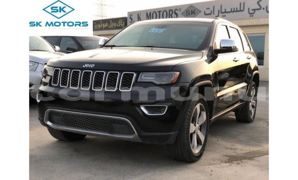 Acheter Import Voiture Jeep Grand Cherokee Noir à Import - Dubai, Région de la Bouenza Acheter Import Voiture Jeep Grand Cherokee Noir à Import - Dubai, Région de la Bouenza