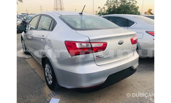 Acheter Import Voiture Kia Rio Autre à Import - Dubai, Région de la Bouenza Acheter Import Voiture Kia Rio Autre à Import - Dubai, Région de la Bouenza