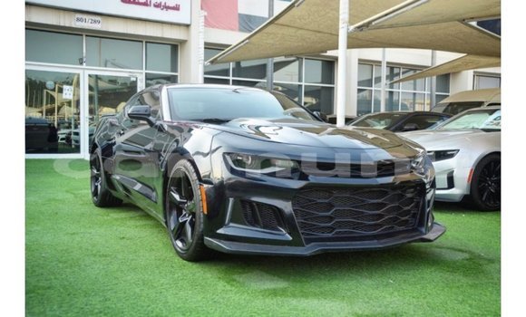 Acheter Import Voiture Chevrolet Camaro Noir à Import - Dubai, Région de la Bouenza Acheter Import Voiture Chevrolet Camaro Noir à Import - Dubai, Région de la Bouenza