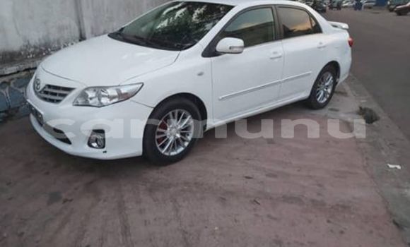 Acheter Occasion Voiture Toyota Axio Blanc à Brazzaville, Commune de Brazzaville Acheter Occasion Voiture Toyota Axio Blanc à Brazzaville, Commune de Brazzaville