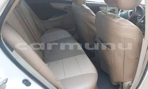 Acheter Occasion Voiture Toyota Axio Blanc à Brazzaville, Commune de Brazzaville Acheter Occasion Voiture Toyota Axio Blanc à Brazzaville, Commune de Brazzaville