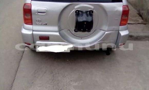 Acheter Occasion Voiture Toyota RAV4 Gris à Brazzaville, Commune de Brazzaville Acheter Occasion Voiture Toyota RAV4 Gris à Brazzaville, Commune de Brazzaville