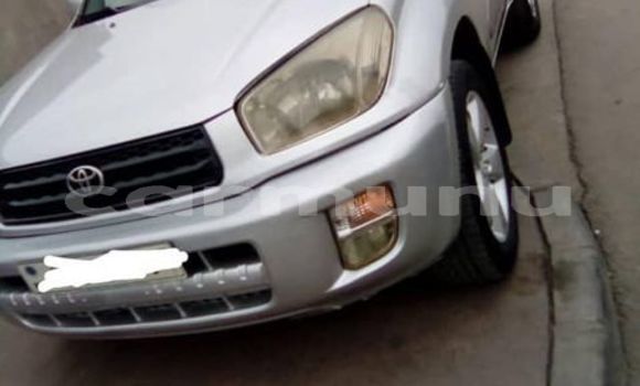 Acheter Occasion Voiture Toyota RAV4 Gris à Brazzaville, Commune de Brazzaville Acheter Occasion Voiture Toyota RAV4 Gris à Brazzaville, Commune de Brazzaville