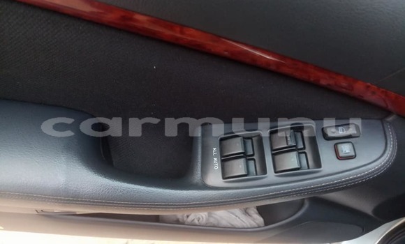 Acheter Occasion Voiture Toyota Avensis Gris à Brazzaville, Commune de Brazzaville Acheter Occasion Voiture Toyota Avensis Gris à Brazzaville, Commune de Brazzaville