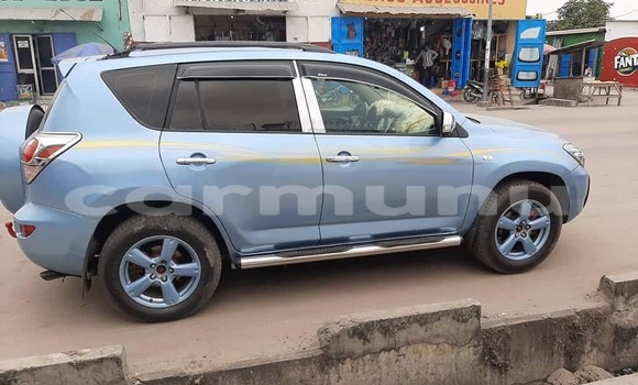 Acheter Occasion Voiture Toyota RAV4 Bleu à Brazzaville, Commune de Brazzaville Acheter Occasion Voiture Toyota RAV4 Bleu à Brazzaville, Commune de Brazzaville