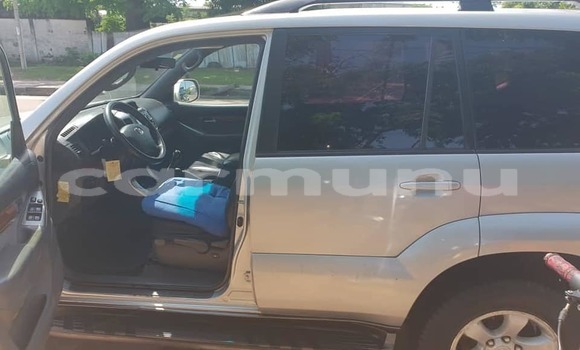 Acheter Occasion Voiture Toyota Land Cruiser Prado Gris à Brazzaville, Commune de Brazzaville Acheter Occasion Voiture Toyota Land Cruiser Prado Gris à Brazzaville, Commune de Brazzaville