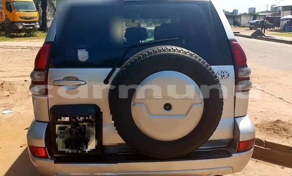 Acheter Occasion Voiture Toyota Land Cruiser Prado Gris à Brazzaville, Commune de Brazzaville Acheter Occasion Voiture Toyota Land Cruiser Prado Gris à Brazzaville, Commune de Brazzaville