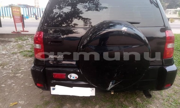 Acheter Occasion Voiture Toyota RAV4 Noir à Brazzaville, Commune de Brazzaville Acheter Occasion Voiture Toyota RAV4 Noir à Brazzaville, Commune de Brazzaville