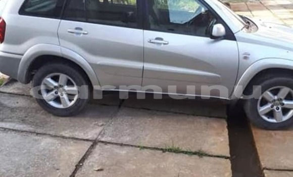 Acheter Occasion Voiture Toyota RAV4 Gris à Brazzaville, Commune de Brazzaville Acheter Occasion Voiture Toyota RAV4 Gris à Brazzaville, Commune de Brazzaville