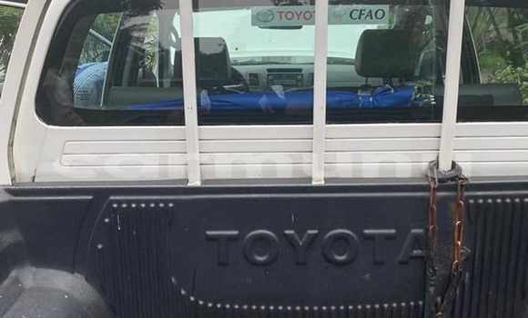 Acheter Occasion Voiture Toyota Hilux Blanc à Brazzaville, Commune de Brazzaville Acheter Occasion Voiture Toyota Hilux Blanc à Brazzaville, Commune de Brazzaville