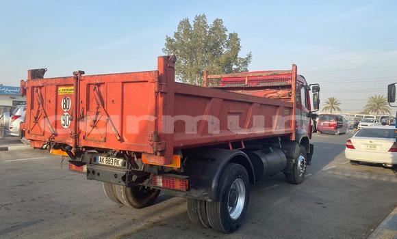 Buy Used Mercedes‒Benz 1824 Red Truck in Import - Dubai in Region of Bouenza Buy Used Mercedes‒Benz 1824 Red Truck in Import - Dubai in Region of Bouenza