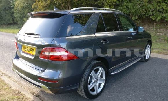 Buy Used Mercedes-Benz ML–Class Other Car in Brazzaville in Municipality of Brazzaville Buy Used Mercedes-Benz ML–Class Other Car in Brazzaville in Municipality of Brazzaville