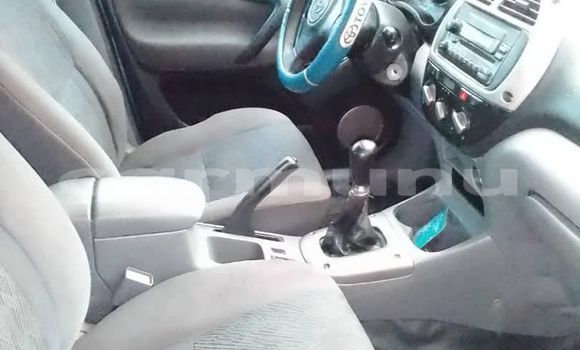 Acheter Occasion Voiture Toyota RAV4 Bleu à Pointe–Noire, Région du Kouilou Acheter Occasion Voiture Toyota RAV4 Bleu à Pointe–Noire, Région du Kouilou