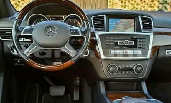 Acheter Occasion Voiture Mercedes-Benz ML–Class Noir à Pointe–Noire, Région du Kouilou Acheter Occasion Voiture Mercedes-Benz ML–Class Noir à Pointe–Noire, Région du Kouilou