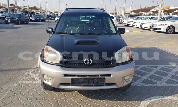 Acheter Occasion Voiture Toyota RAV4 Noir à Pointe–Noire, Région du Kouilou Acheter Occasion Voiture Toyota RAV4 Noir à Pointe–Noire, Région du Kouilou