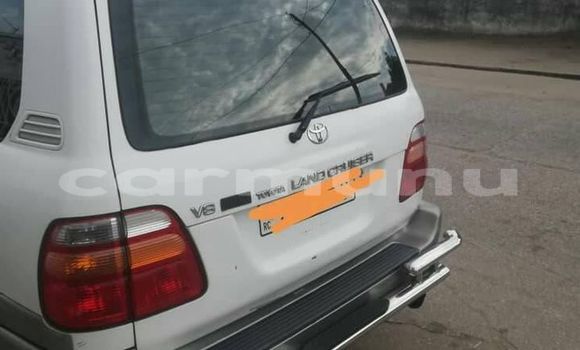 Buy Used Toyota Land Cruiser White Car in Brazzaville in Municipality of Brazzaville Buy Used Toyota Land Cruiser White Car in Brazzaville in Municipality of Brazzaville