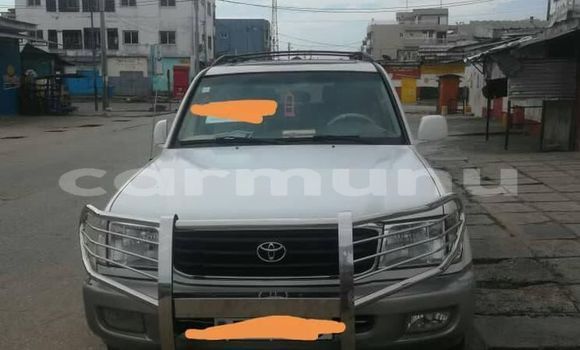 Buy Used Toyota Land Cruiser White Car in Brazzaville in Municipality of Brazzaville Buy Used Toyota Land Cruiser White Car in Brazzaville in Municipality of Brazzaville