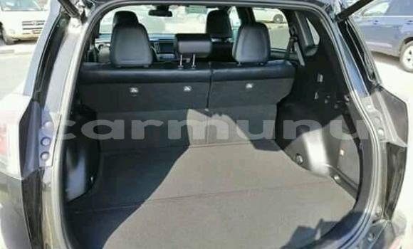 Acheter Occasion Voiture Toyota RAV4 Noir à Brazzaville, Commune de Brazzaville Acheter Occasion Voiture Toyota RAV4 Noir à Brazzaville, Commune de Brazzaville