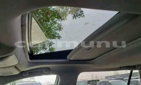 Acheter Occasion Voiture Toyota RAV4 Blanc à Brazzaville, Commune de Brazzaville Acheter Occasion Voiture Toyota RAV4 Blanc à Brazzaville, Commune de Brazzaville