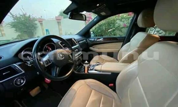 Acheter Occasion Voiture Mercedes-Benz ML–Class Noir à Brazzaville, Commune de Brazzaville Acheter Occasion Voiture Mercedes-Benz ML–Class Noir à Brazzaville, Commune de Brazzaville