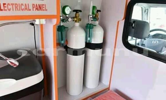 Acheter Occasion Voiture Toyota Land Cruiser Blanc à Brazzaville, Commune de Brazzaville Acheter Occasion Voiture Toyota Land Cruiser Blanc à Brazzaville, Commune de Brazzaville