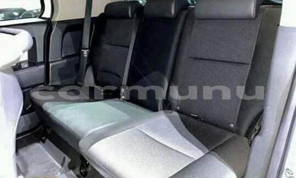 Acheter Occasion Voiture Toyota FJ Cruiser Blanc à Brazzaville, Commune de Brazzaville Acheter Occasion Voiture Toyota FJ Cruiser Blanc à Brazzaville, Commune de Brazzaville