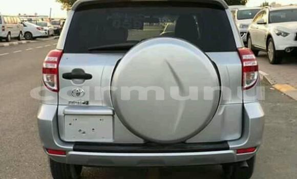 Acheter Occasion Voiture Toyota RAV4 Gris à Brazzaville, Commune de Brazzaville Acheter Occasion Voiture Toyota RAV4 Gris à Brazzaville, Commune de Brazzaville