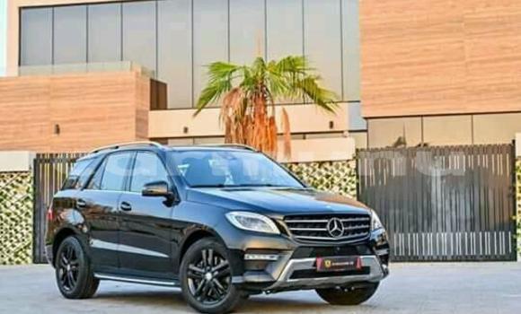 Acheter Occasion Voiture Mercedes-Benz ML–Class Noir à Brazzaville, Commune de Brazzaville Acheter Occasion Voiture Mercedes-Benz ML–Class Noir à Brazzaville, Commune de Brazzaville