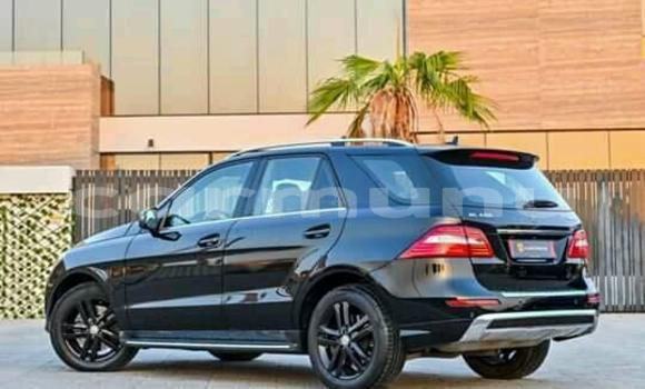 Acheter Occasion Voiture Mercedes-Benz ML–Class Noir à Brazzaville, Commune de Brazzaville Acheter Occasion Voiture Mercedes-Benz ML–Class Noir à Brazzaville, Commune de Brazzaville