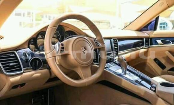 Acheter Occasion Voiture Porsche Panamera Blanc à Brazzaville, Commune de Brazzaville Acheter Occasion Voiture Porsche Panamera Blanc à Brazzaville, Commune de Brazzaville