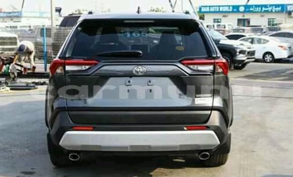 Acheter Occasion Voiture Toyota RAV4 Noir à Brazzaville, Commune de Brazzaville Acheter Occasion Voiture Toyota RAV4 Noir à Brazzaville, Commune de Brazzaville