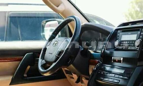 Acheter Occasion Voiture Toyota Land Cruiser Blanc à Brazzaville, Commune de Brazzaville Acheter Occasion Voiture Toyota Land Cruiser Blanc à Brazzaville, Commune de Brazzaville