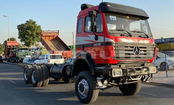 Acheter Occasion Utilitaire Mercedes‒Benz Truck Rouge à Kinkala, Pool Acheter Occasion Utilitaire Mercedes‒Benz Truck Rouge à Kinkala, Pool