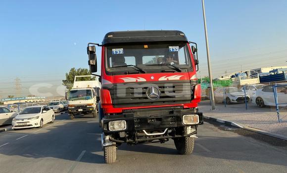 Acheter Occasion Utilitaire Mercedes‒Benz Truck Rouge à Kinkala, Pool Acheter Occasion Utilitaire Mercedes‒Benz Truck Rouge à Kinkala, Pool