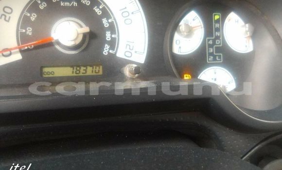 Buy Used Toyota FJ Cruiser White Car in Brazzaville in Municipality of Brazzaville Buy Used Toyota FJ Cruiser White Car in Brazzaville in Municipality of Brazzaville