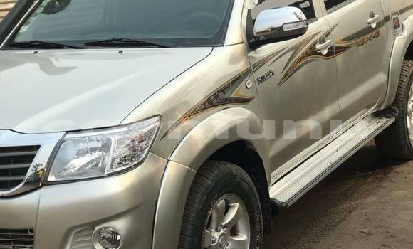 Buy Used Toyota Hilux Silver Car in Brazzaville in Municipality of Brazzaville Buy Used Toyota Hilux Silver Car in Brazzaville in Municipality of Brazzaville