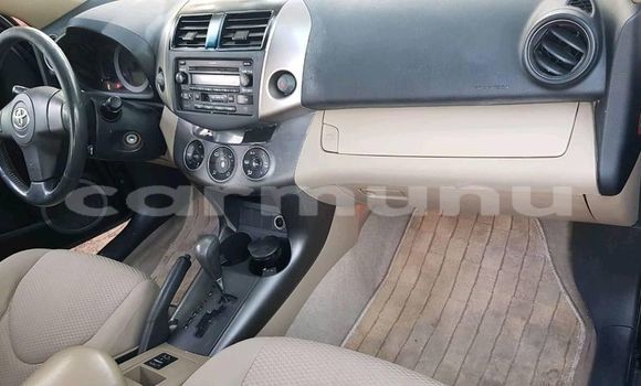 Acheter Occasion Voiture Toyota RAV4 Noir à Brazzaville, Commune de Brazzaville Acheter Occasion Voiture Toyota RAV4 Noir à Brazzaville, Commune de Brazzaville